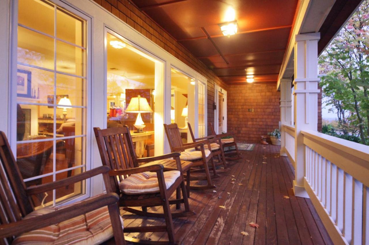 Saratoga Inn Langley Exterior foto